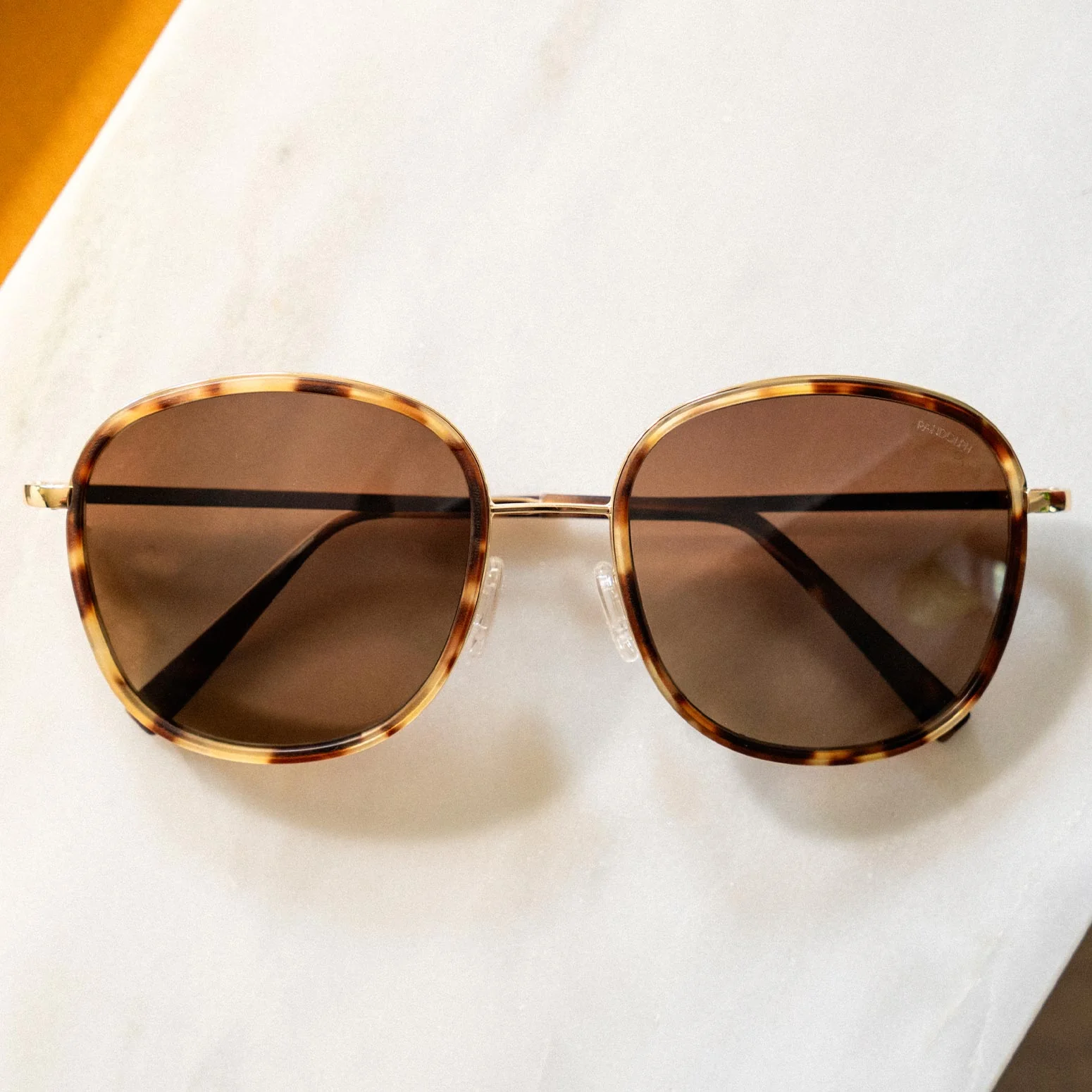 Elinor Fusion - 23k Gold & Dark Caramel Tortoise Inlay & Cape Sand